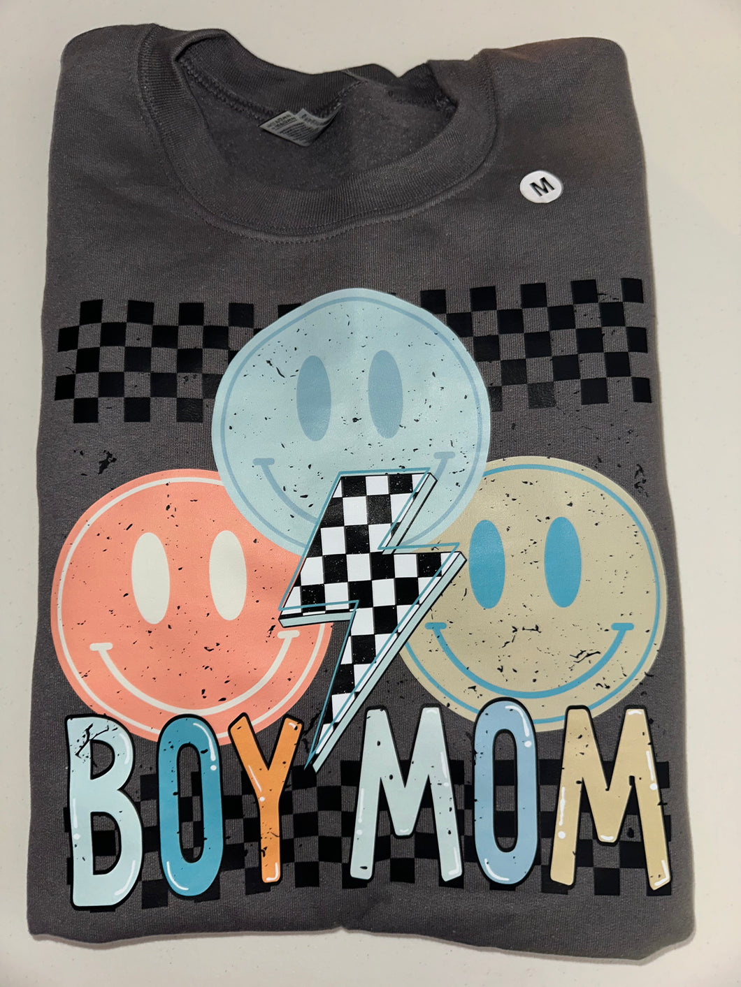 BOY MOM